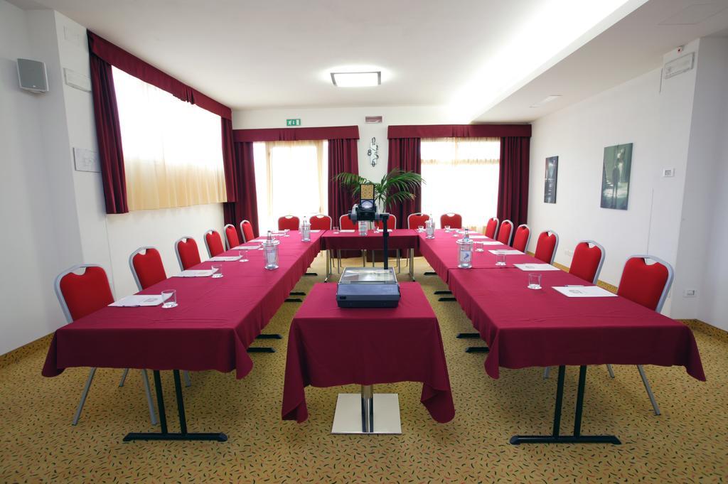 Best Western Cesena Hotel Exterior photo