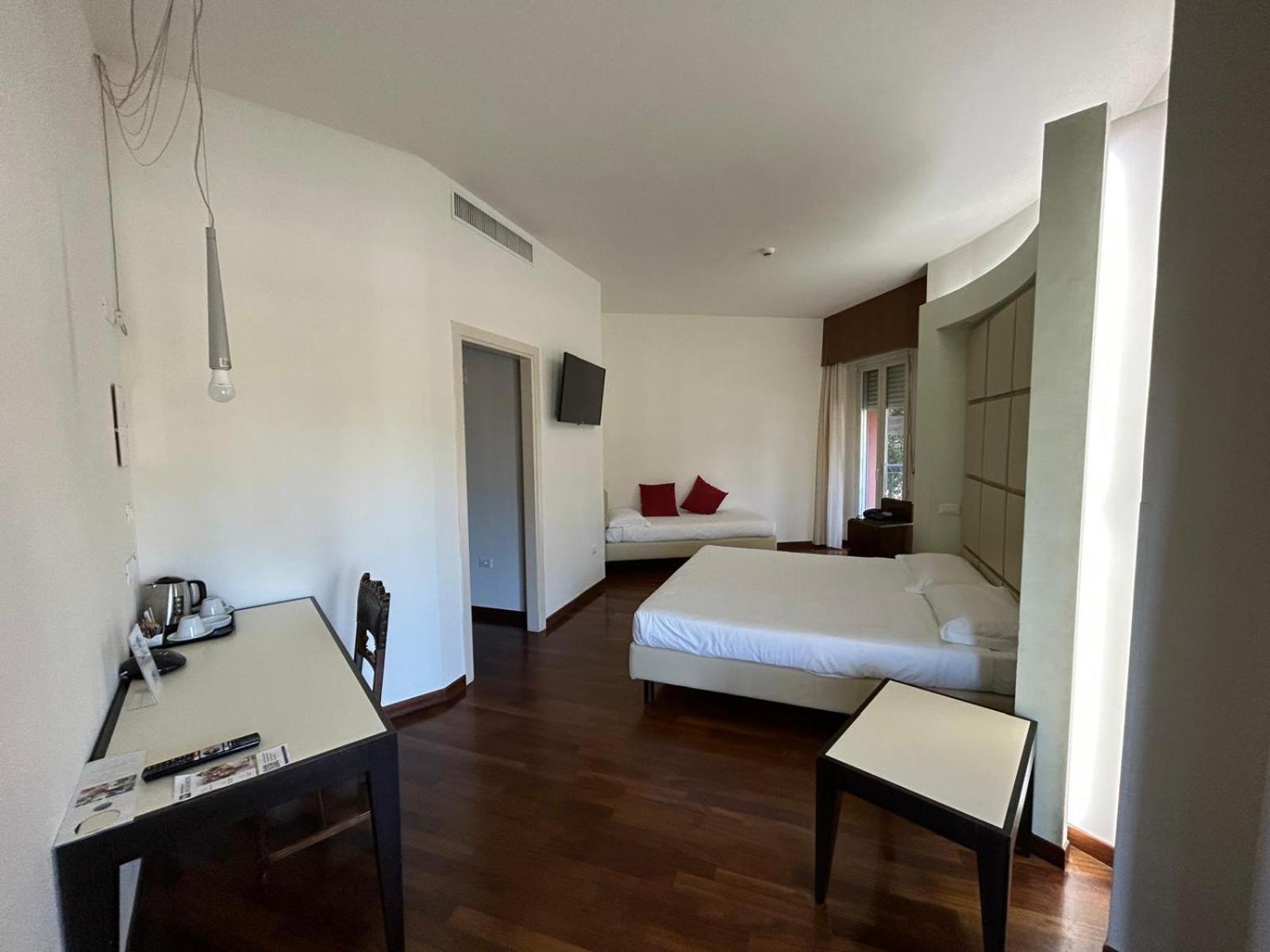 Best Western Cesena Hotel Exterior photo