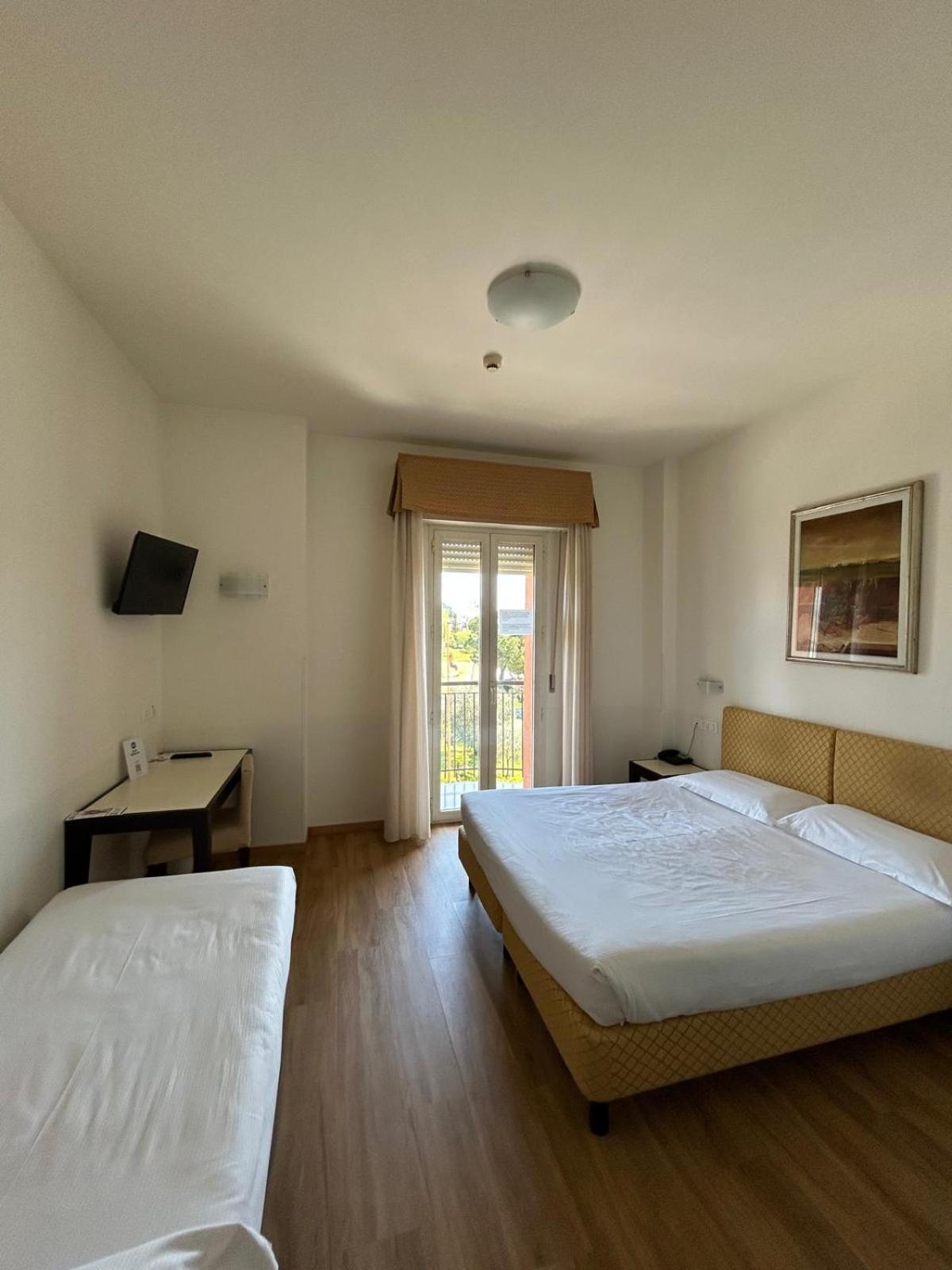Best Western Cesena Hotel Exterior photo